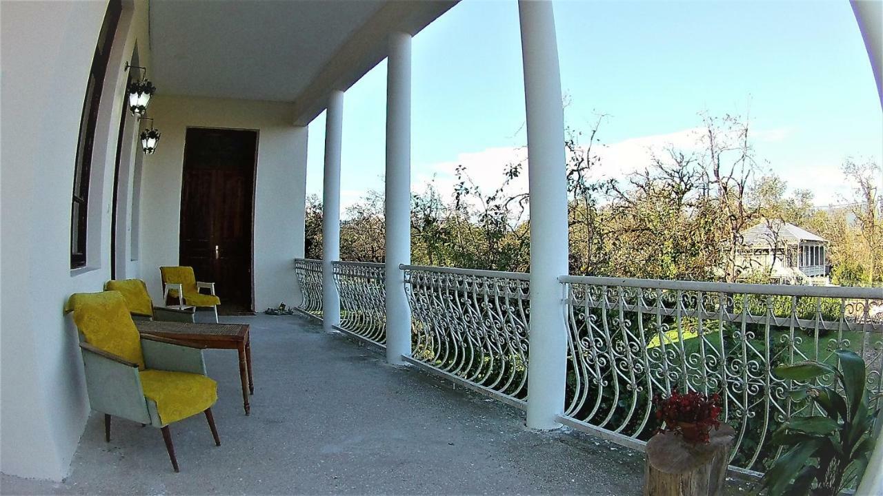 Surmava Palace Martvili Exterior foto
